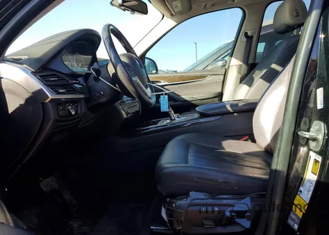 2016 BMW X5 Xdr40E z USA, uszkodzony, nr VIN 5UXKT0C54G0S78562